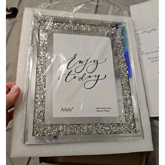 Diamond Crush Photo Frame 5x7 Inch Picture Glitter Sparkle Mirror Glass - Picture 3 of 4